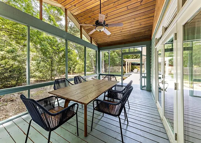 4br House-pets-yard-bay Access